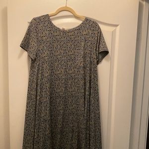 Medium Lularoe Minnie Mouse Carly from Disney collection